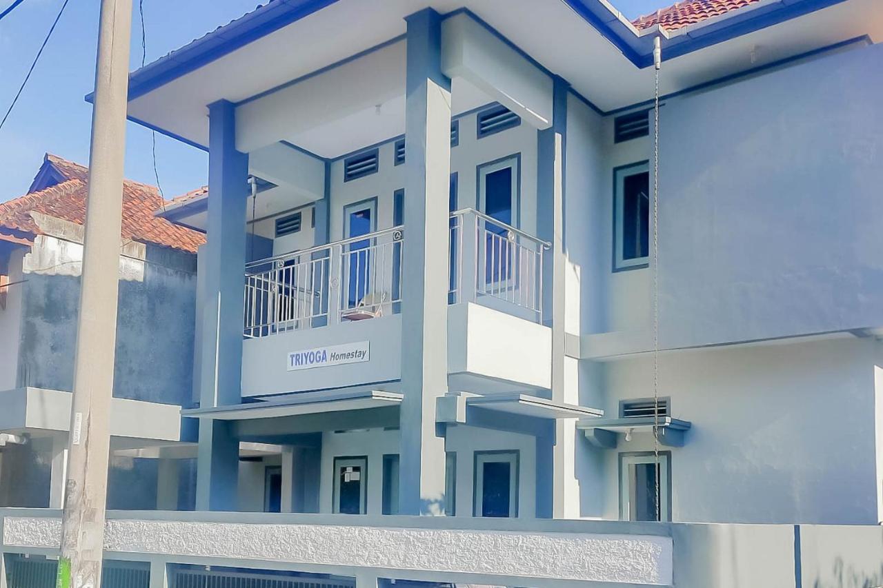 Triyoga Homestay Syariah Redpartner Sangkanurip Exterior foto